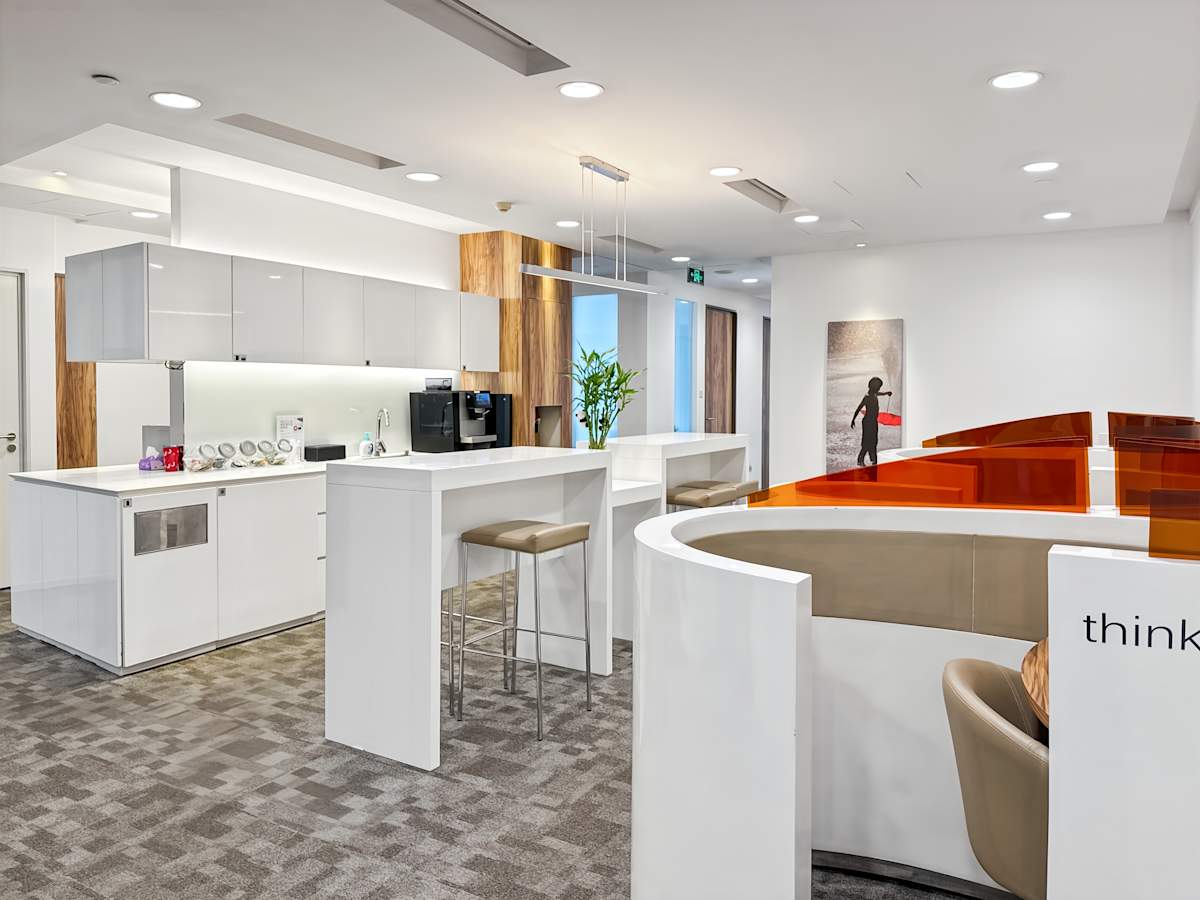 Regus (IWG) China Resources Building Chengdu