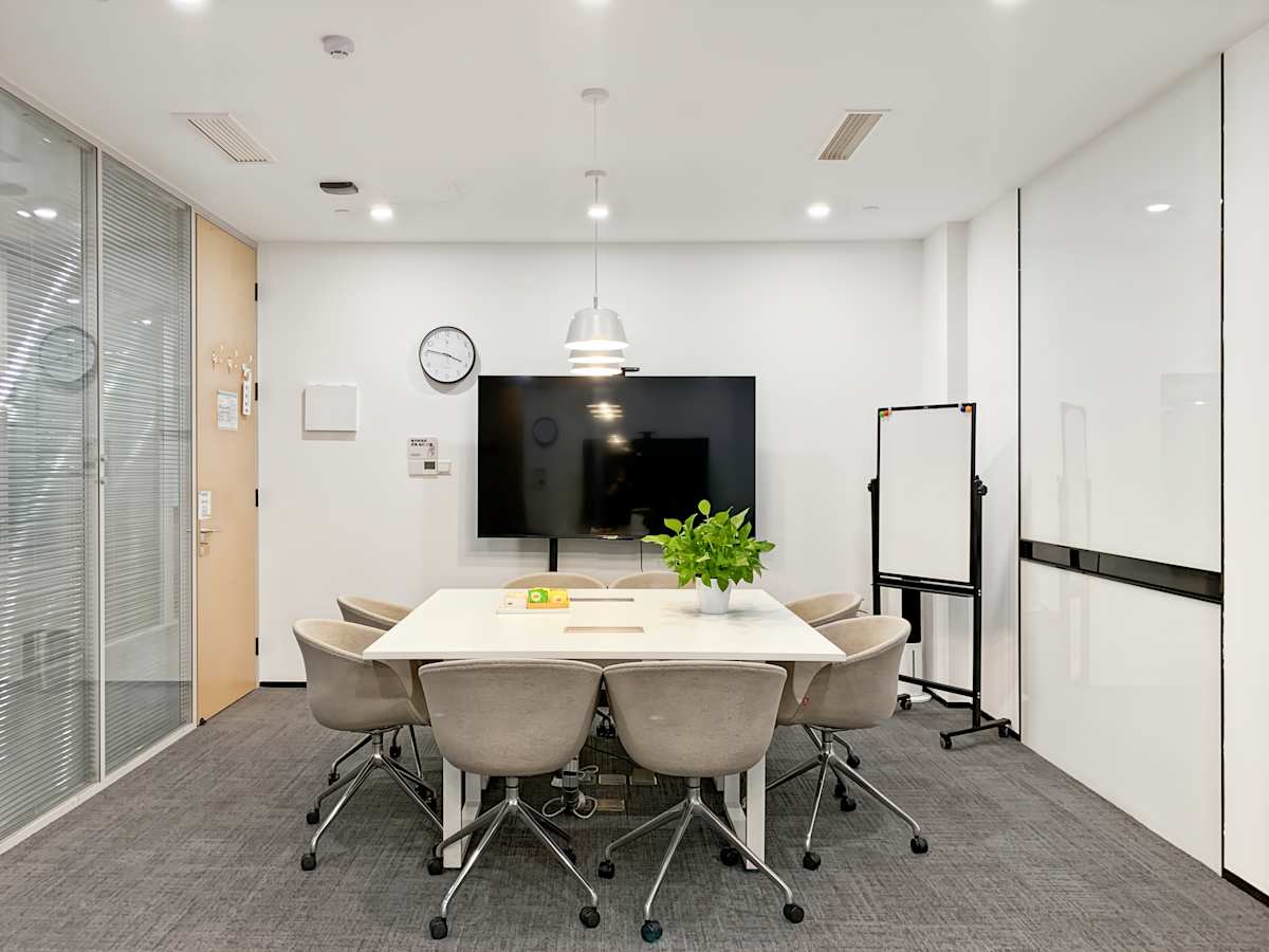 Regus (IWG) China Resources centre Jinan City