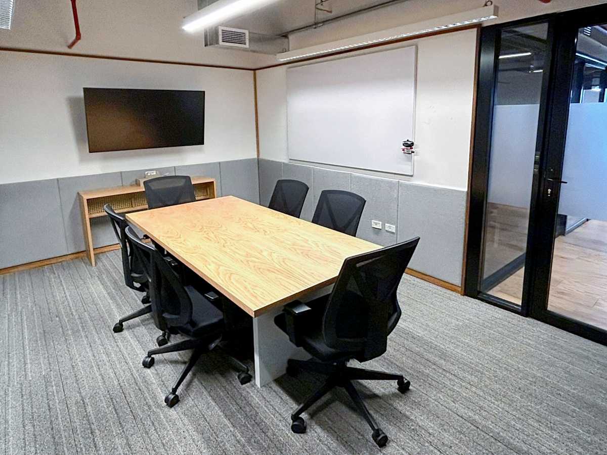 Spaces (IWG) Colina Campestre Bogota