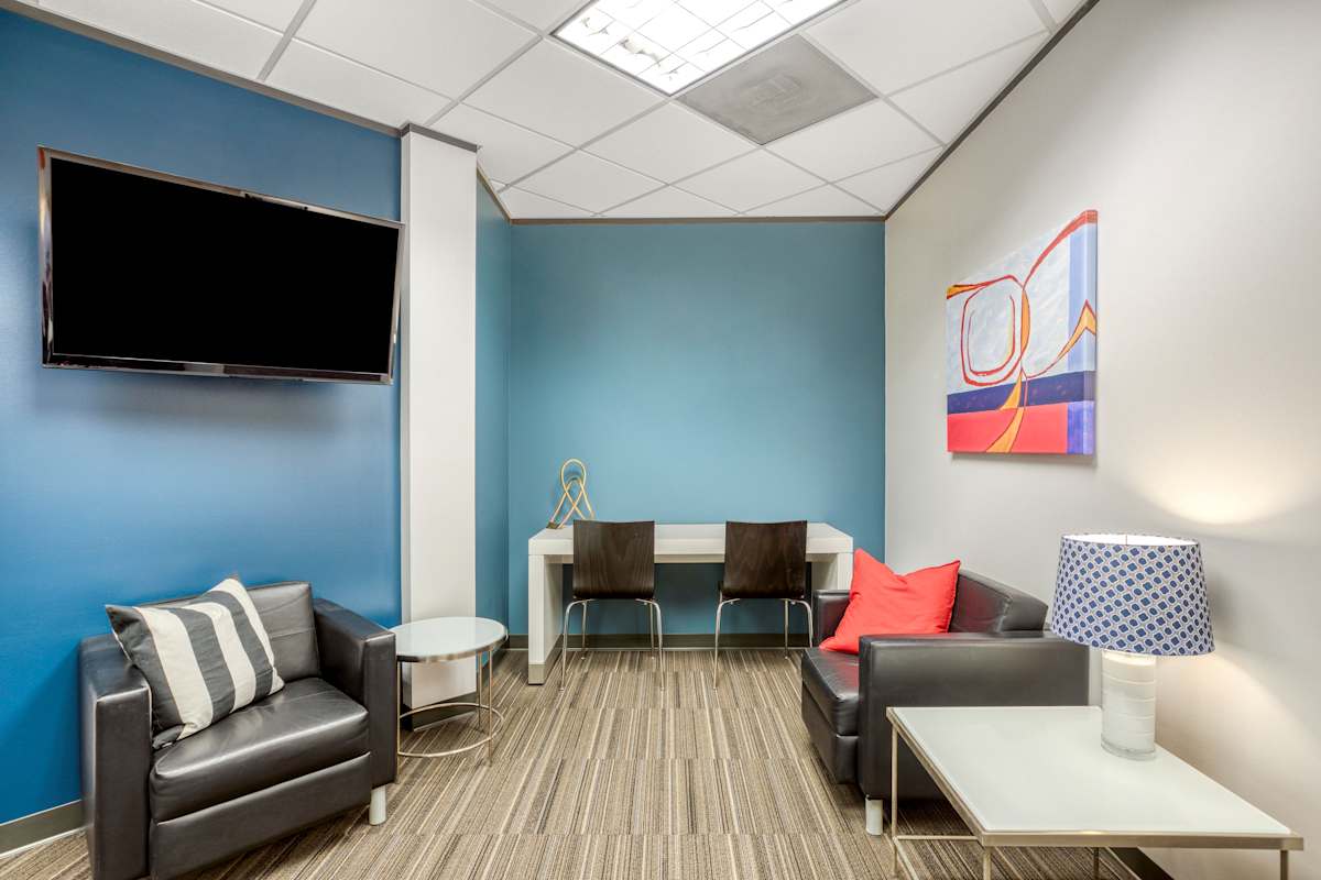 HQ (IWG) Commerce Plaza Overland Park