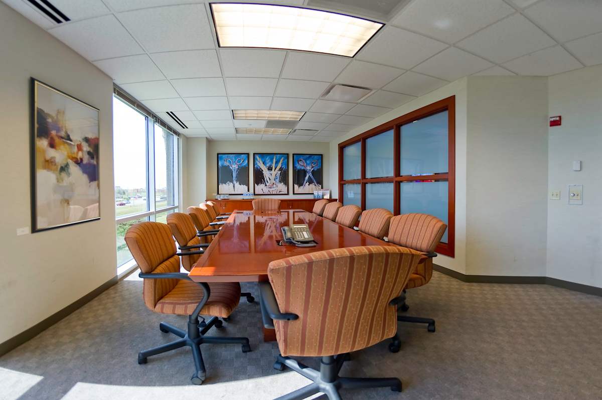 Regus (IWG) Corporate Center One Tampa
