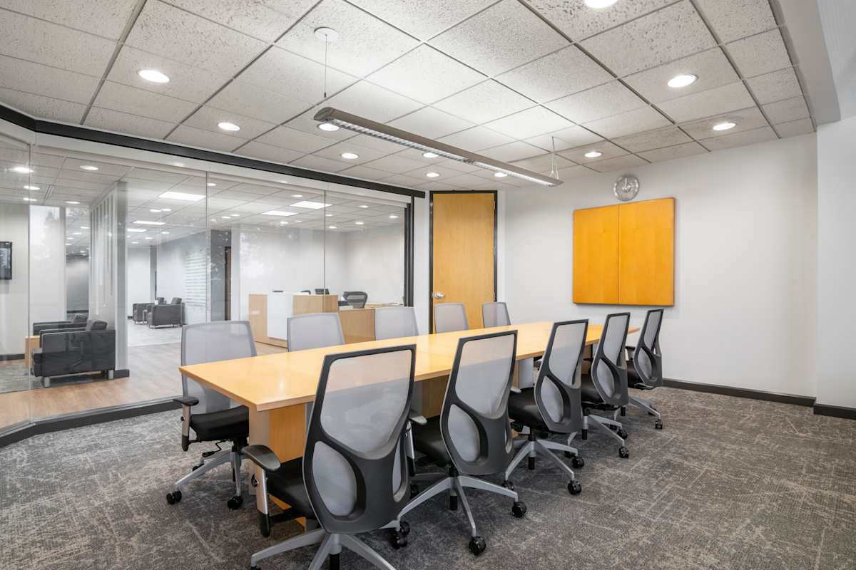HQ (IWG) Corporate Woods Center Overland Park
