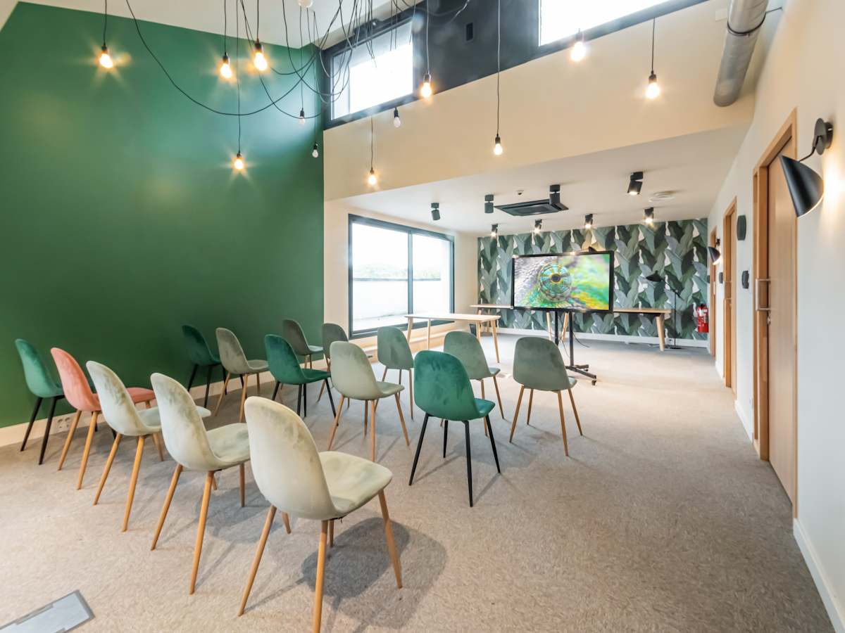Regus (IWG) Cosywork Vernon