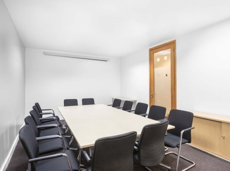 Regus (IWG) Course View Towers Kampala