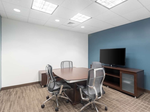 Regus (IWG) Crossways Commerce I Chesapeake