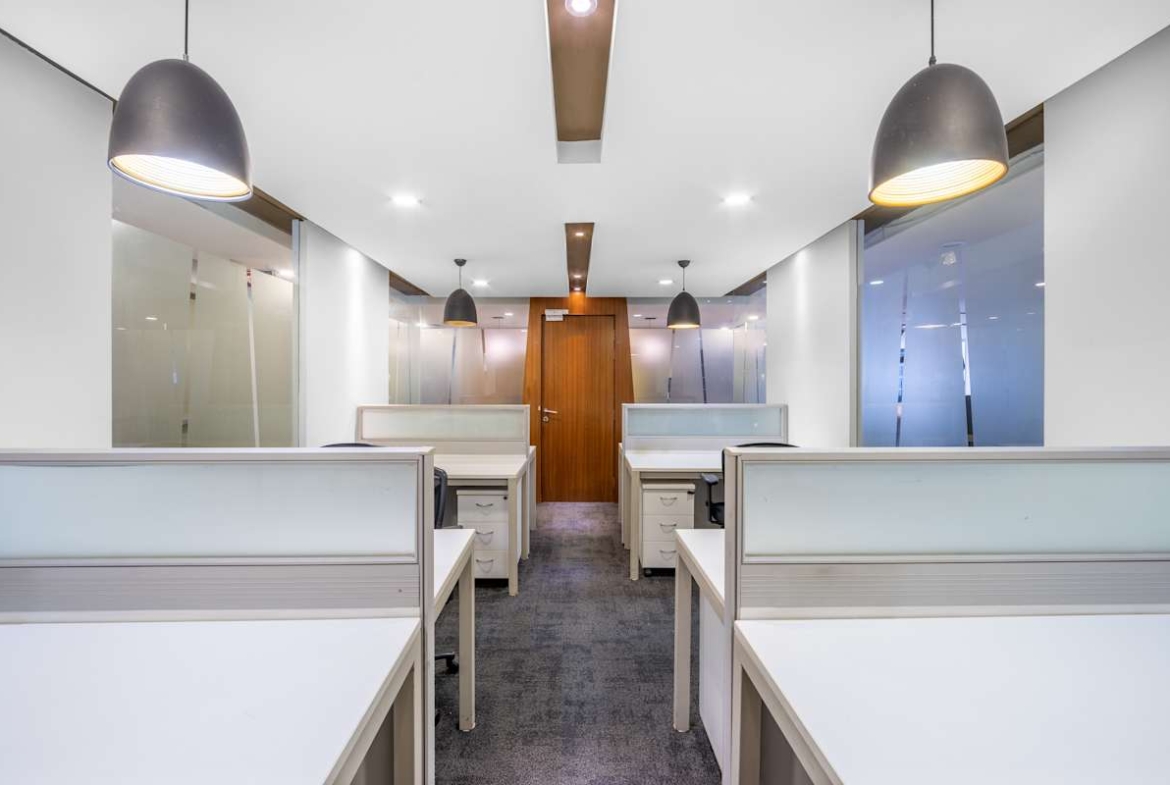 Regus (IWG) Crystal Palace Dhaka