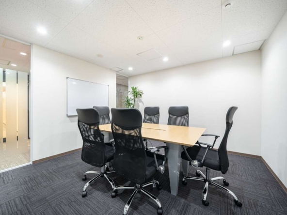 Open Office (IWG) Dai 3 Doi Building Osaka