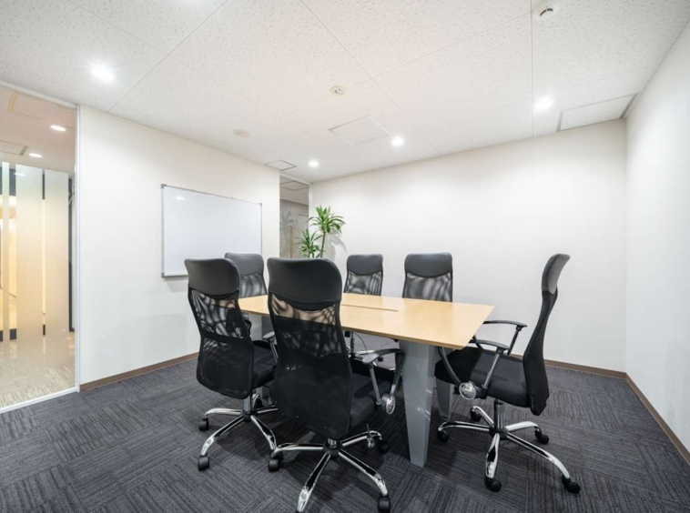 Open Office (IWG) Dai 3 Doi Building Osaka