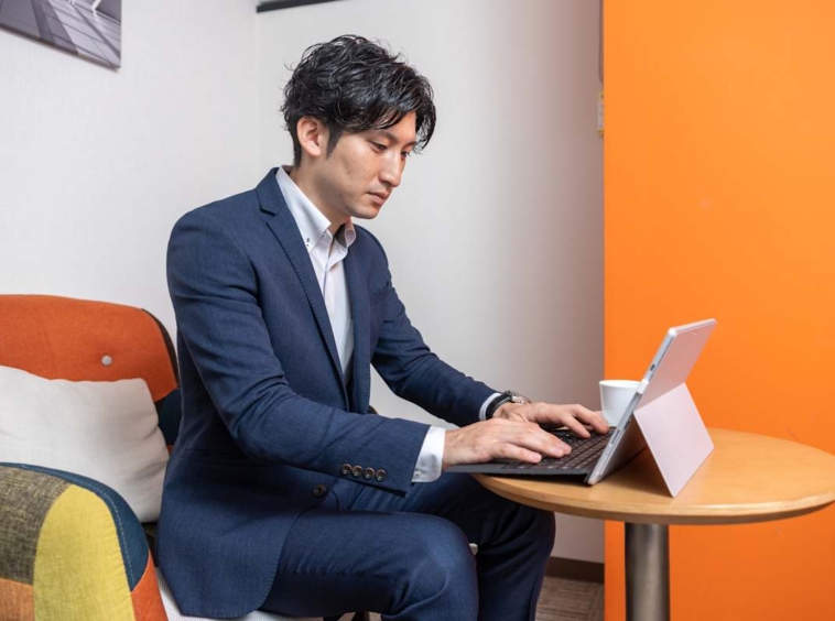 Open Office (IWG) Dai 3 Doi Building Osaka