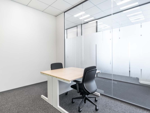 Regus (IWG) DaiyaGate Tokyo
