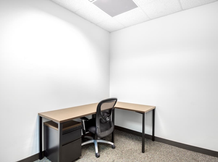 Regus (IWG) Derby Corporate Center Hingham