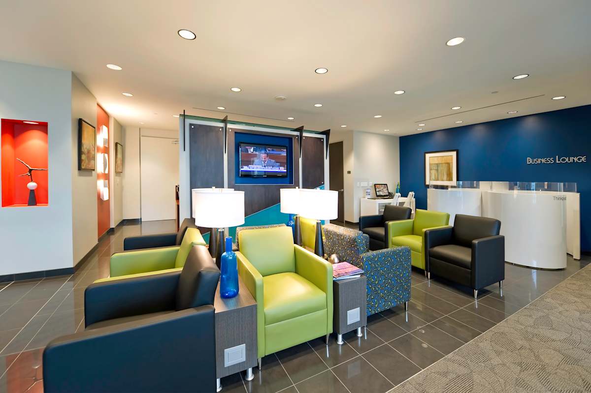 Regus (IWG) DiamondView Tower San Diego