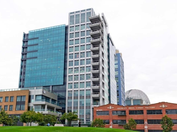 Regus (IWG) DiamondView Tower San Diego