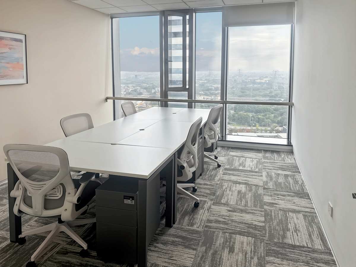 Regus (IWG) Digital Economy Center Tongxiang