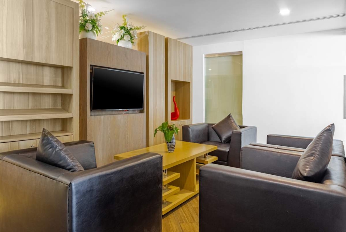 Regus (IWG) Dolmen Executive Tower Karachi