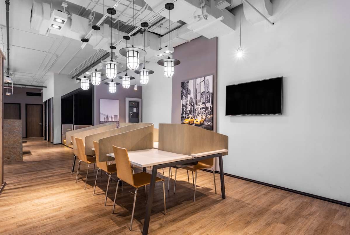 Regus (IWG) Dubai World Trade Centre C1 Dubai