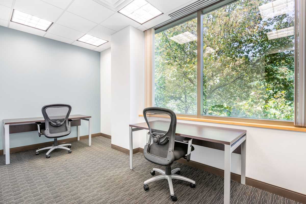 Regus (IWG) Eagleview Corporate Center Exton