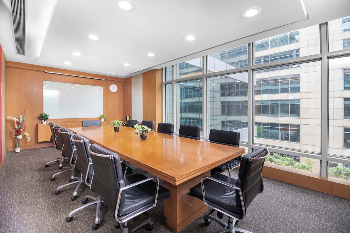 Regus (IWG) Elegance Tower Delhi New Delhi
