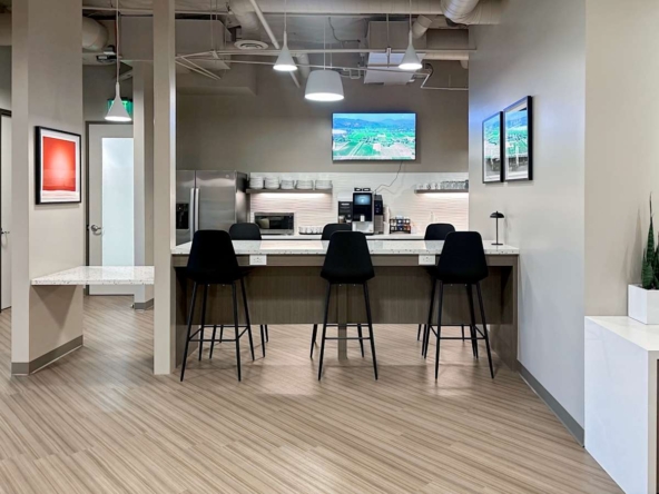 Regus (IWG) Enterprise Circle Temecula