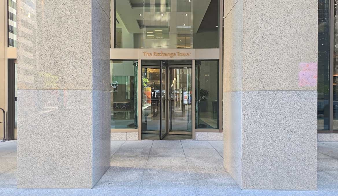 Regus (IWG) Exchange Tower Toronto