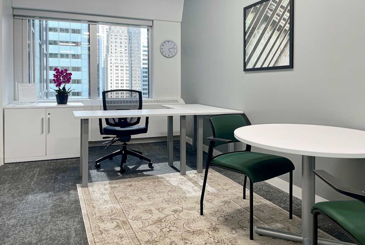 Regus (IWG) Exchange Tower Toronto