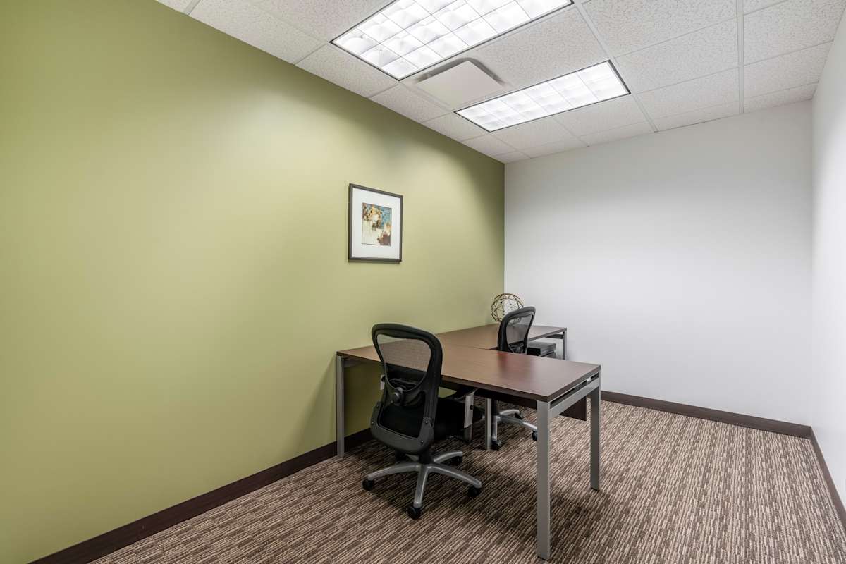 Regus (IWG) Executive Towers West Downers Grove