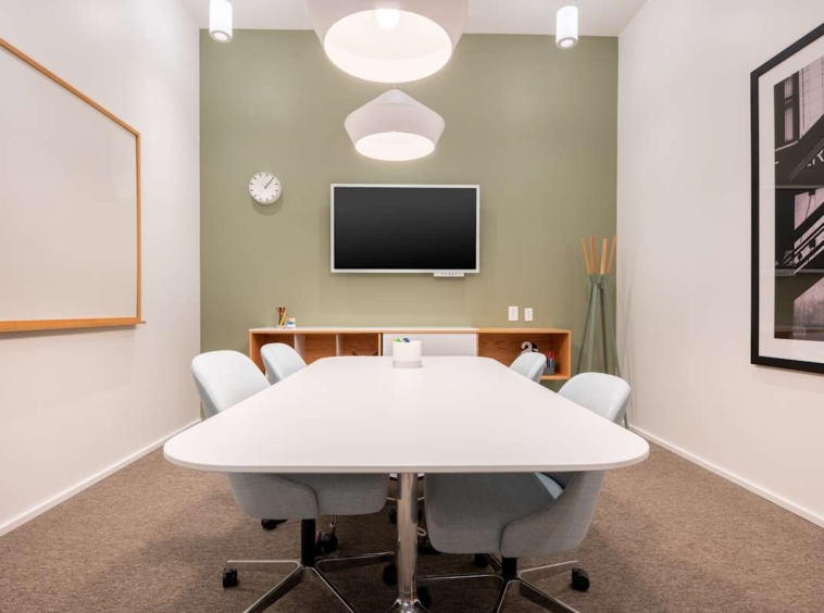 Spaces (IWG) Falls Tower Greenville