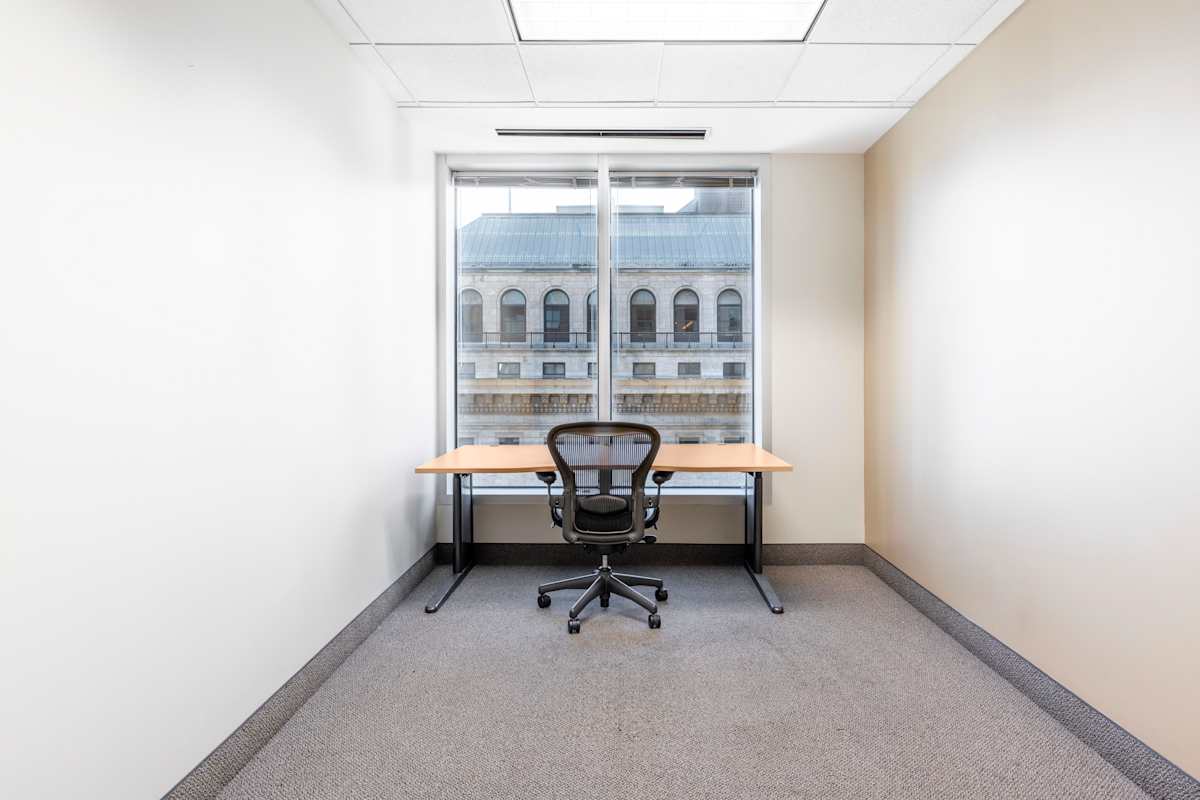 Regus (IWG) Fifth Third Center Cleveland