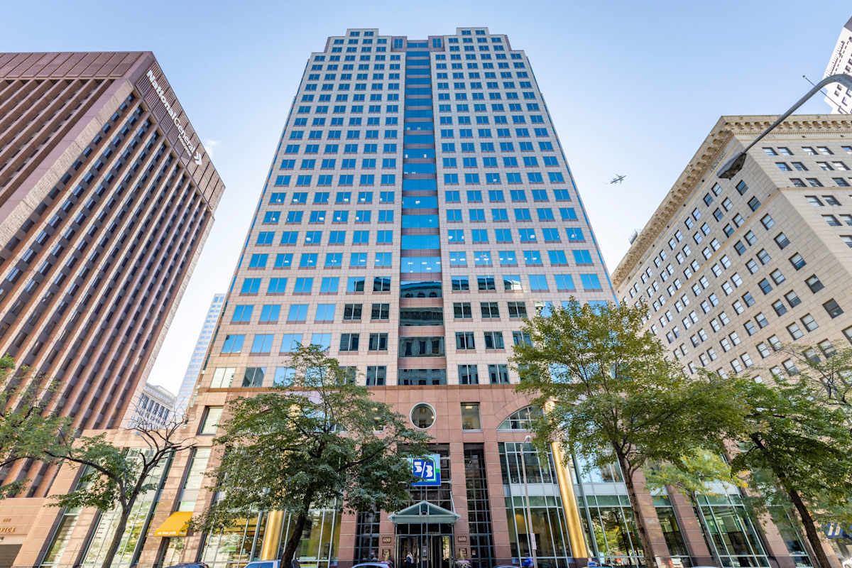 Regus (IWG) Fifth Third Center Cleveland