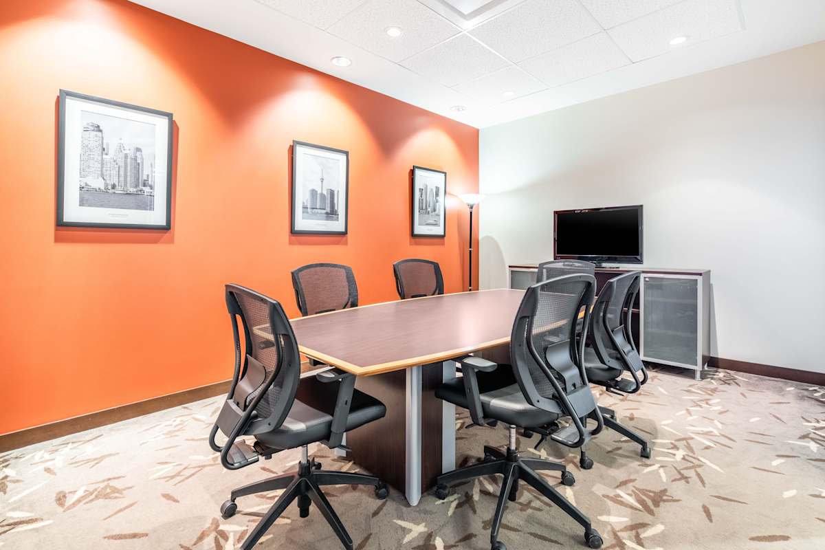 Regus (IWG) First Canadian Place Toronto