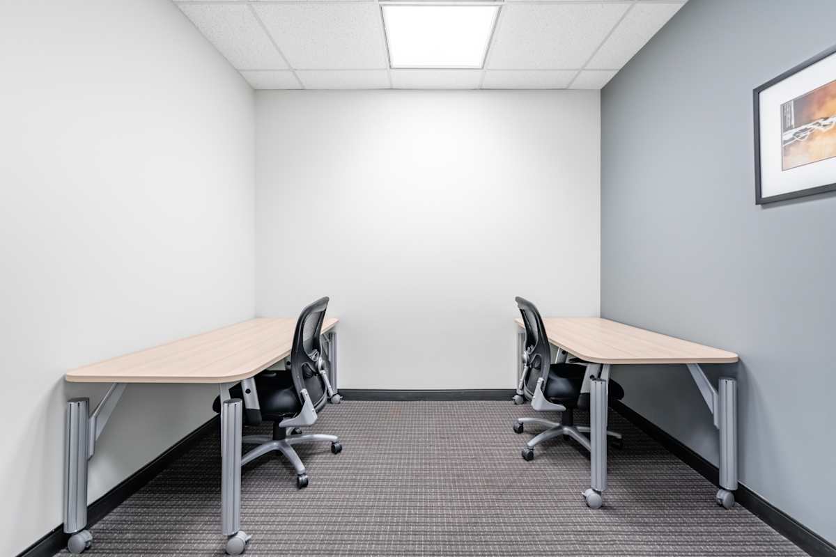 Regus (IWG) First Canadian Place Toronto