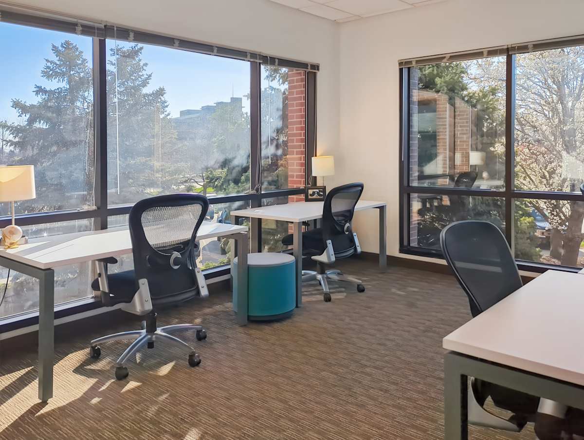 Regus (IWG) First National Bank Business Park Omaha