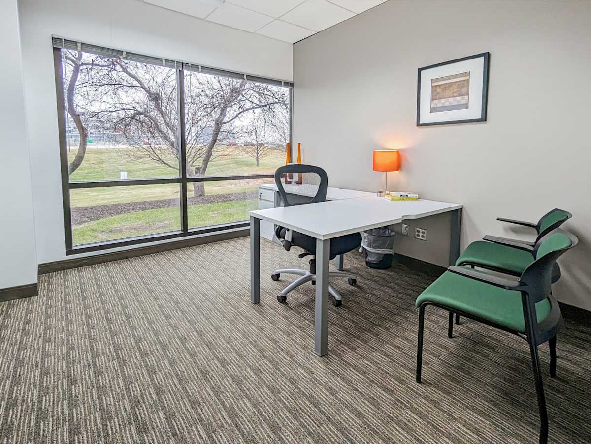 Regus (IWG) First National Bank Business Park Omaha