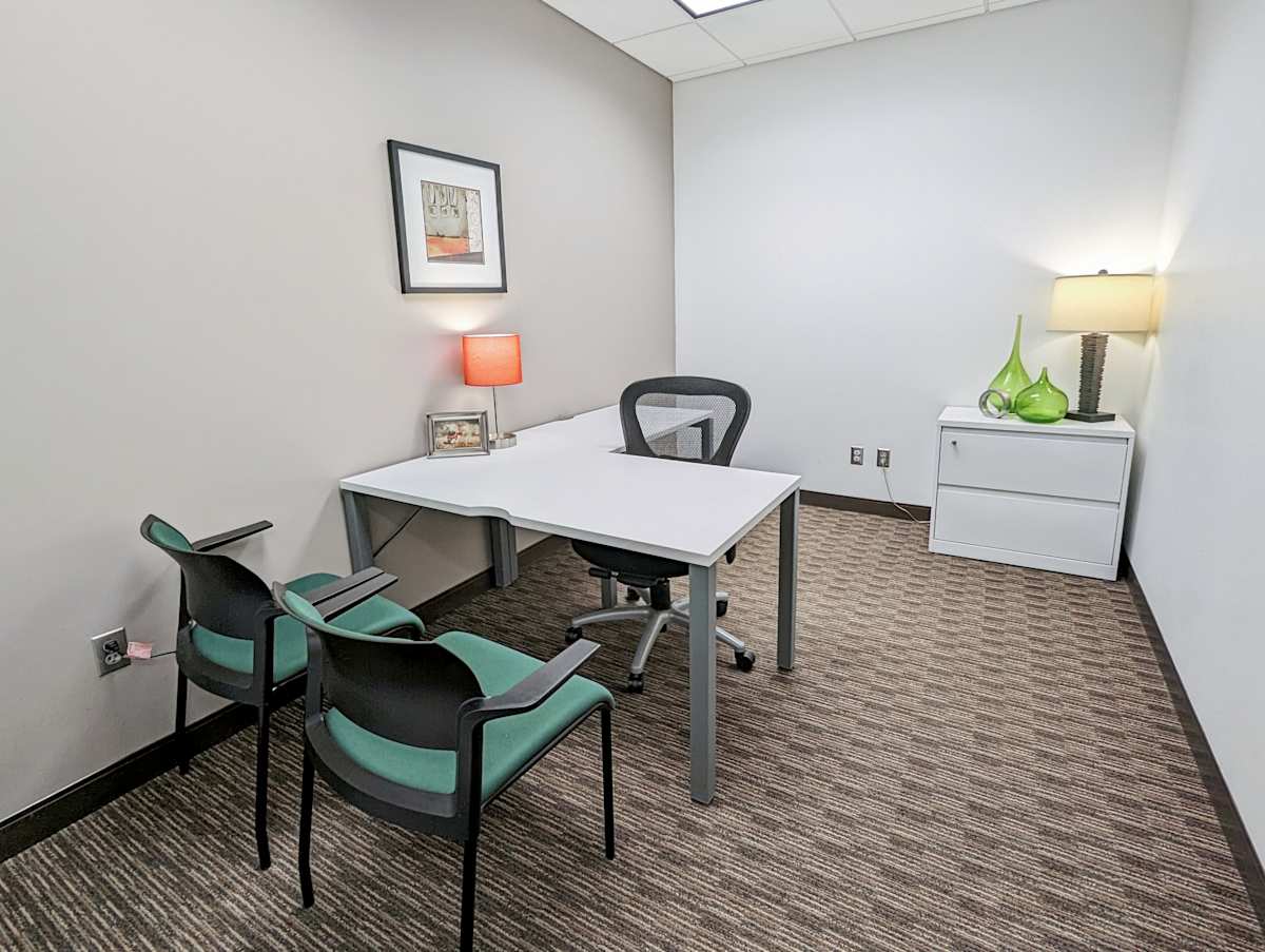 Regus (IWG) First National Bank Business Park Omaha
