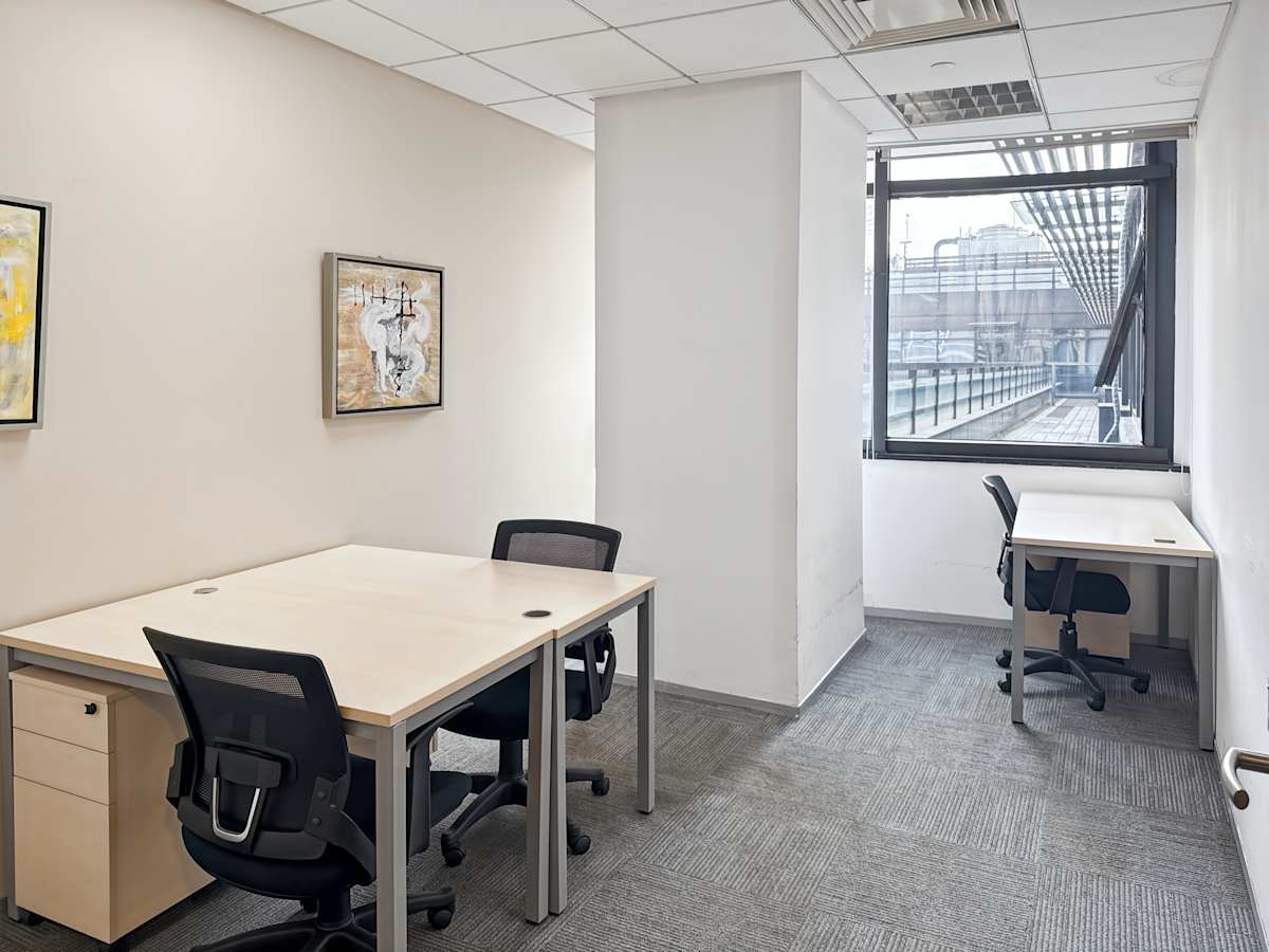 Regus (IWG) Foreign Economics and Trade Plaza Hangzhou