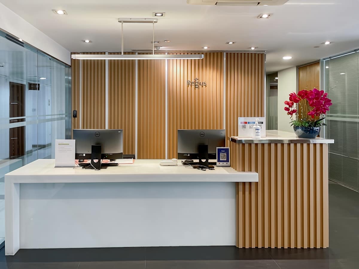 Regus (IWG) Foreign Economics and Trade Plaza Hangzhou