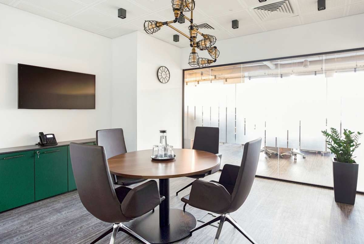 Regus (IWG) Forum West Side Kyiv