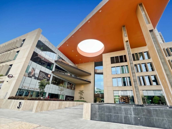 Spaces (IWG) Fratta Center Puebla