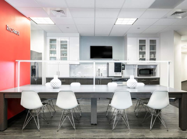 Regus (IWG) GM Renaissance Center Detroit