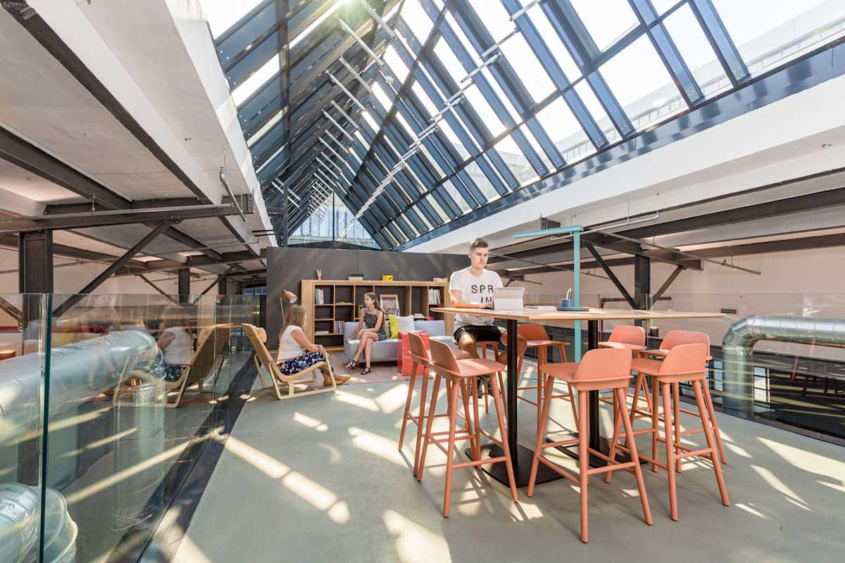 Spaces (IWG) GTC White House Budapest