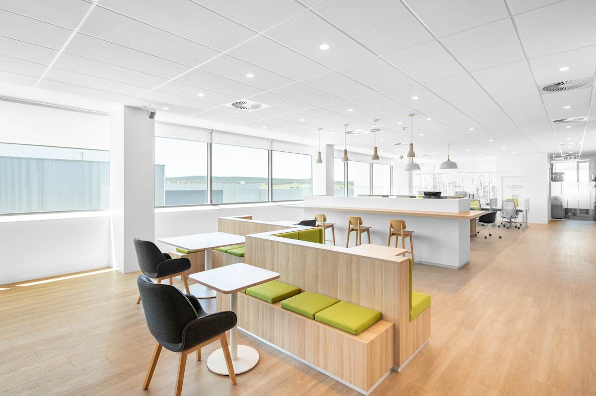 Regus (IWG) Gateway Business Centre Pialligo