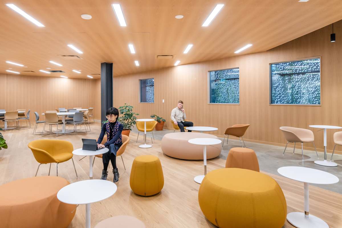 Spaces (IWG) Green Lamp Vancouver