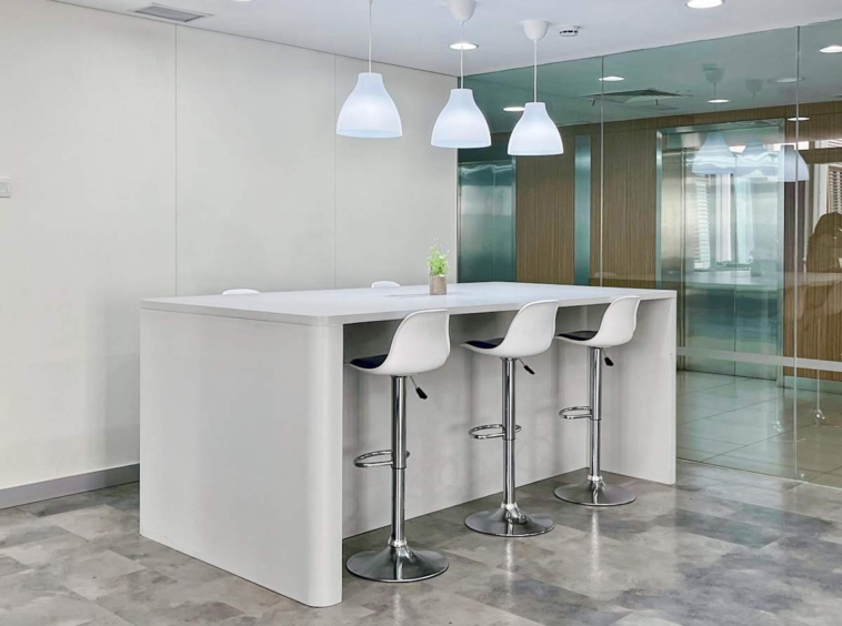 HQ (IWG) HQuarters Bandung