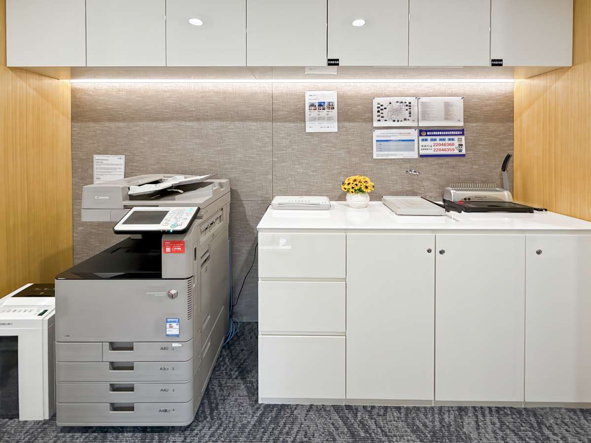 Regus (IWG) Hang Seng Bank Shanghai