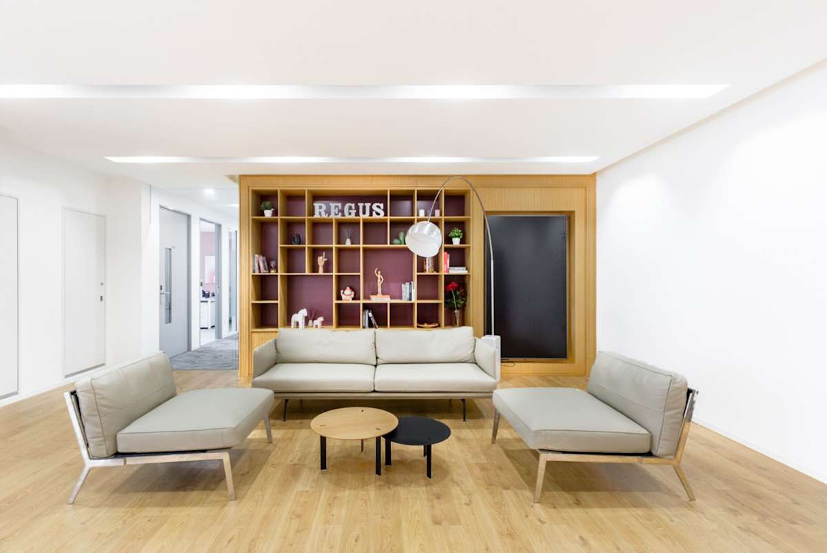 Regus (IWG) Hang Seng Bank Shanghai
