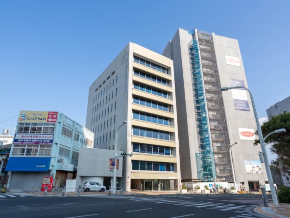 Regus (IWG) Hawk City Naha Naha