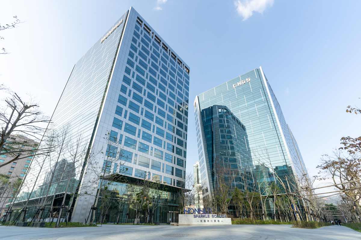 Hongwell Taipei City Office space in Thailand Spaces (IWG) Hongwell Taipei City