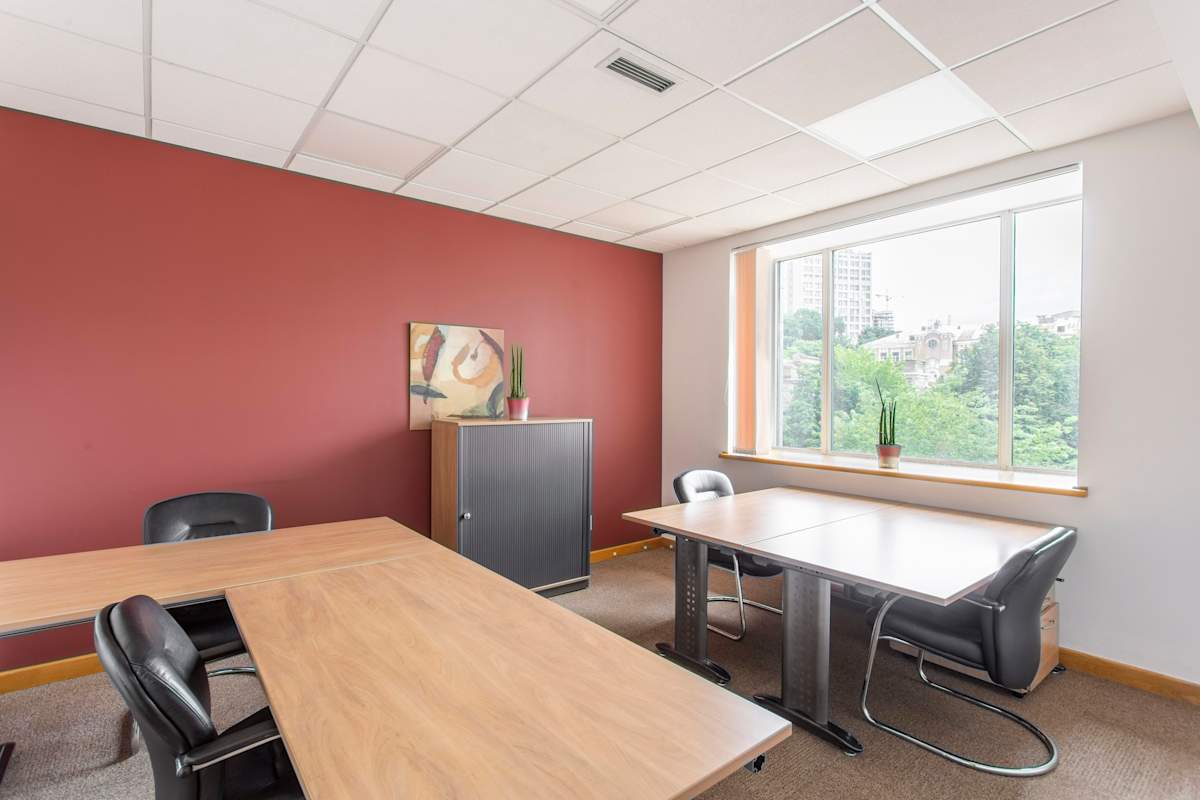 Regus (IWG) Horizon Office Tower Kyiv