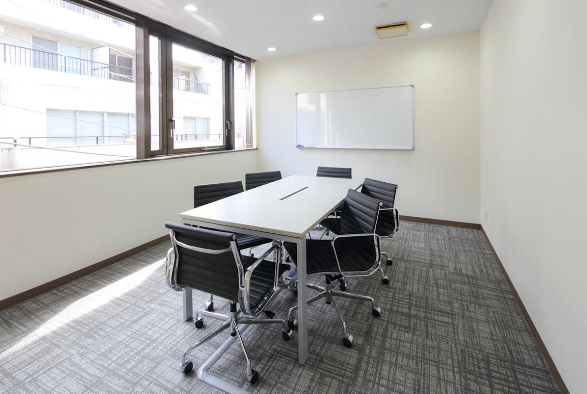 Open Office (IWG) Hoshino Building Tokyo