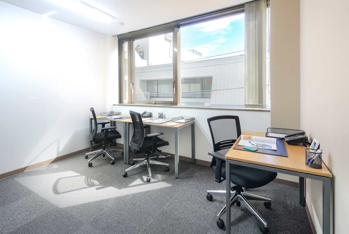 Open Office (IWG) Hoshino Building Tokyo